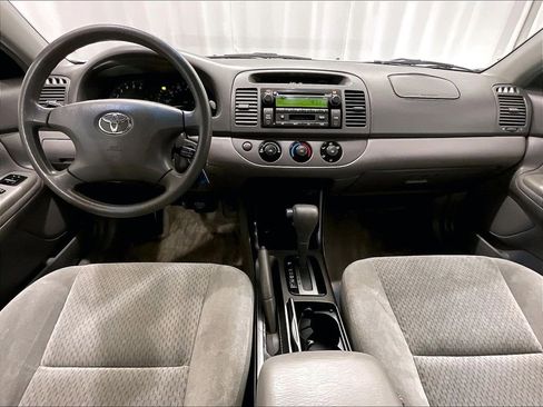 Used 2004 Toyota Camry LE FWD image 20
