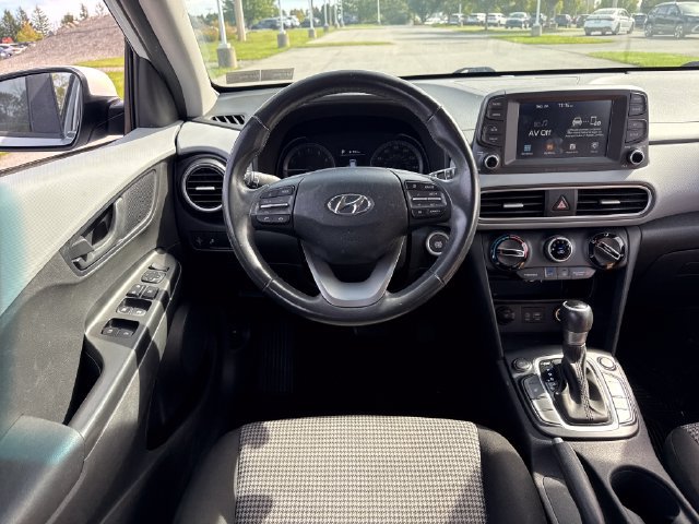 Used 2019 Hyundai Kona SEL AWD/4WD image 17