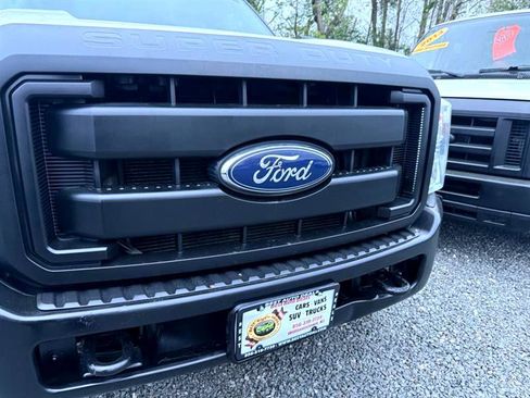 Used 2013 Ford F250 XL w/ Skid Plate Pkg image 37