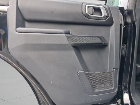 Used 2026 Ford Bronco Outer Banks AWD/4WD image 27