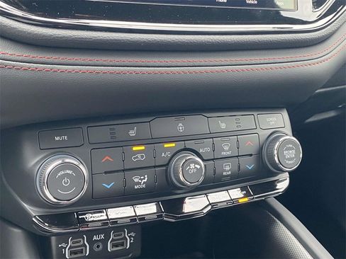 New 2026 Dodge Durango GT w/ Blacktop Package image 17