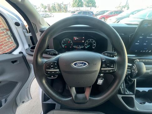 Used 2023 Ford Transit 350 XLT RWD image 27