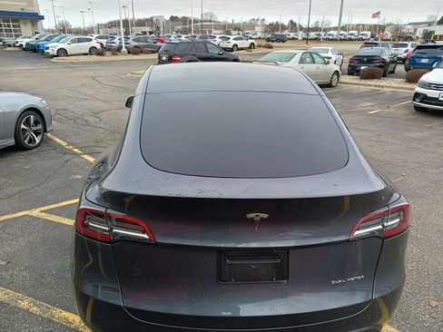 Used 2023 Tesla Model Y Long Range image 3