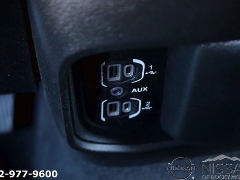 Used 2019 RAM 1500 Laramie image 30