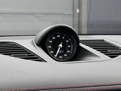 Certified 2024 Porsche Panamera 4 AWD/4WD image 12