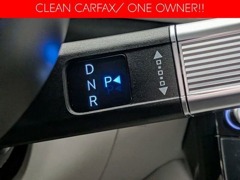 Used 2025 Hyundai Tucson Limited AWD/4WD image 25