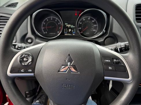 Used 2020 Mitsubishi Outlander Sport ES AWD/4WD image 7