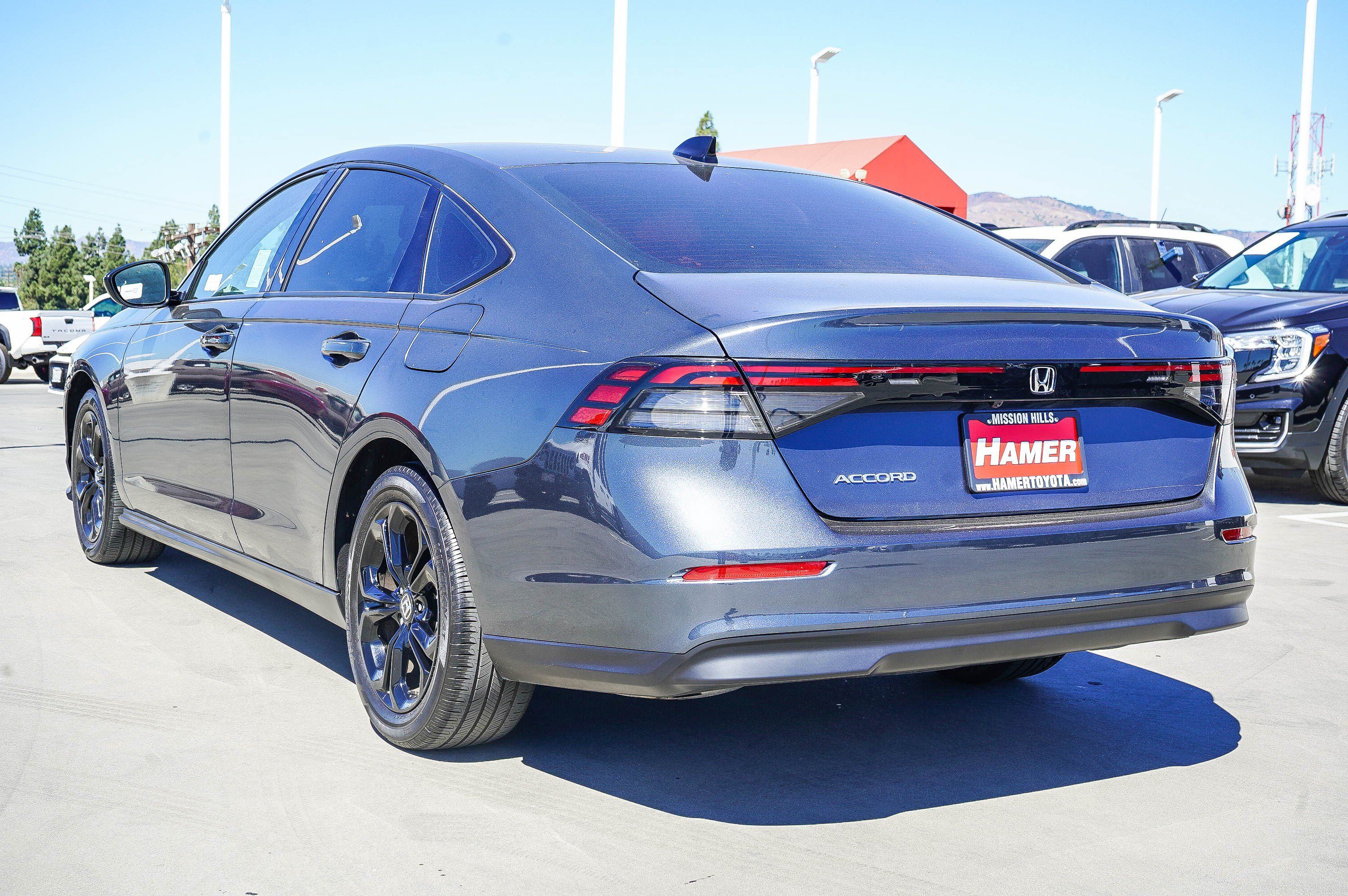 Used 2025 Honda Accord SE image 5