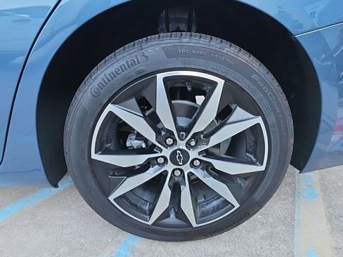 Used 2025 Chevrolet Malibu RS FWD image 9