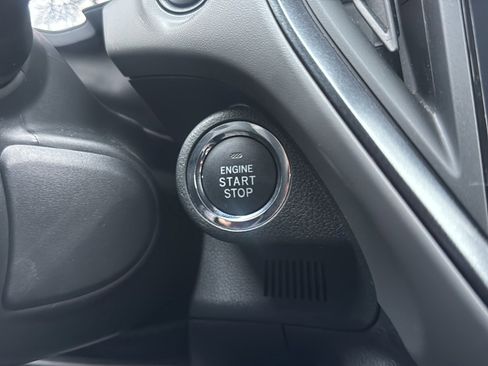 Used 2024 Subaru Crosstrek 2.5i Limited image 31