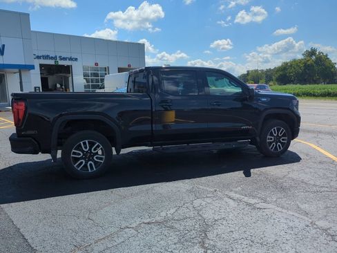 Used 2023 GMC Sierra 1500 AT4 w/ AT4 Preferred Package AWD/4WD image 6