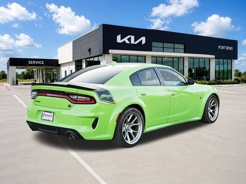 Used 2023 Dodge Charger Scat Pack RWD image 5