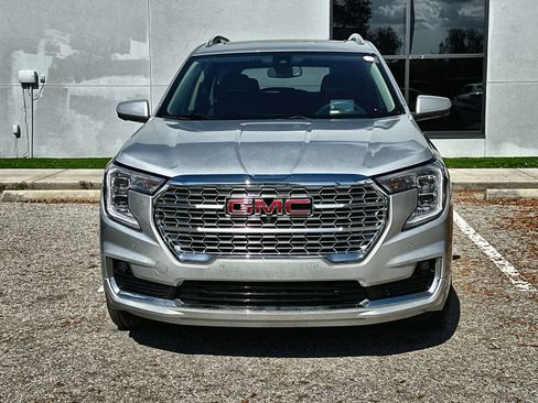 Used 2022 GMC Terrain Denali w/ Denali Premium Package image 13