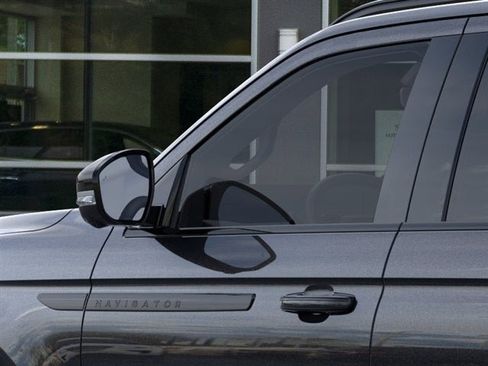 New 2026 Lincoln Navigator Reserve AWD/4WD image 43