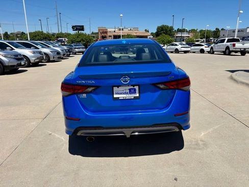 Used 2023 Nissan Sentra SR w/ SR Premium Package FWD image 6