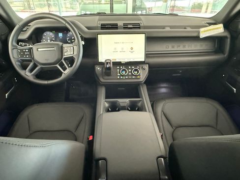 New 2026 Land Rover Defender 110 X-Dynamic SE AWD/4WD image 16