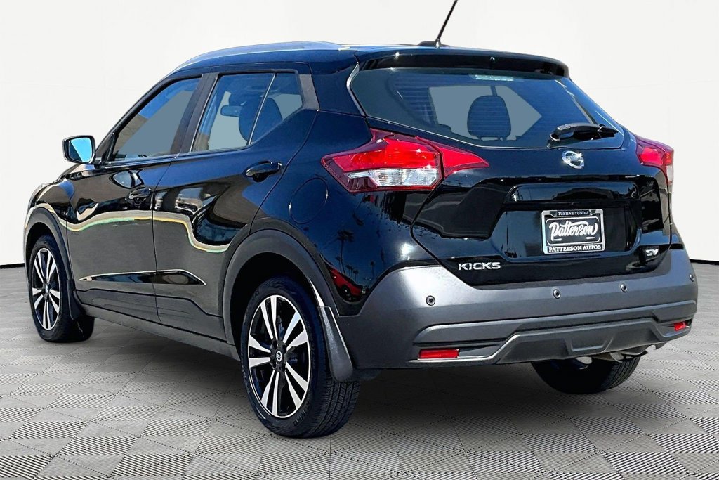 Used 2020 Nissan Kicks SV FWD image 7