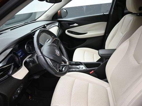 Used 2020 Buick Encore GX Essence FWD image 12