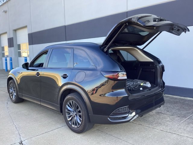 Certified 2025 MAZDA CX-70 3.3 Turbo w/ Preferred Package AWD/4WD image 14