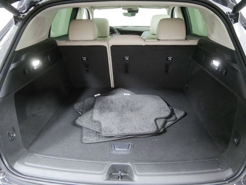 Used 2022 Buick Envision Avenir w/ Technology Package II image 5