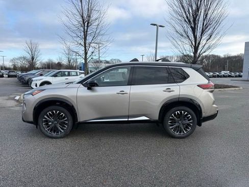 New 2026 Nissan Rogue Platinum w/ Platinum Premium Package image 8