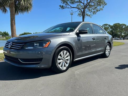 Used 2014 Volkswagen Passat 1.8T Wolfsburg Edition image 39