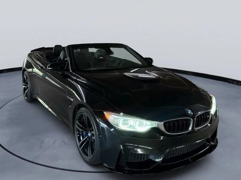 Used 2015 BMW M4 Convertible RWD image 11