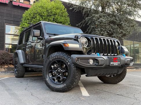 Used 2023 Jeep Wrangler Unlimited AWD/4WD image 8