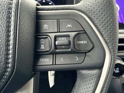 New 2026 Toyota 4Runner 4WD image 25
