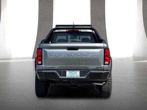 New 2026 Chevrolet Colorado ZR2 w/ Midnight Edition AWD/4WD image 5
