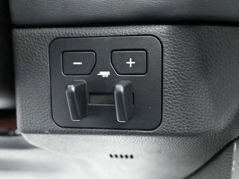 Used 2022 Toyota Tundra Platinum image 24