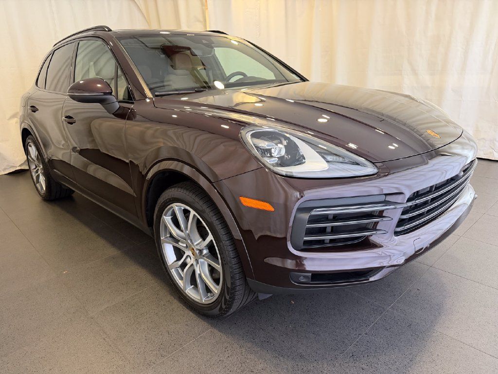 Certified 2023 Porsche Cayenne Platinum Edition AWD/4WD image 7