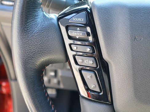 Used 2023 Nissan Frontier PRO-4X w/ Pro-4X Premium Package AWD/4WD image 13