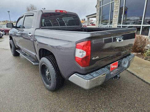 Used 2017 Toyota Tundra SR5 w/ SR5 Upgrade Package image 3