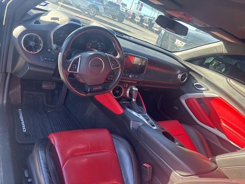 Used 2016 Chevrolet Camaro SS image 7