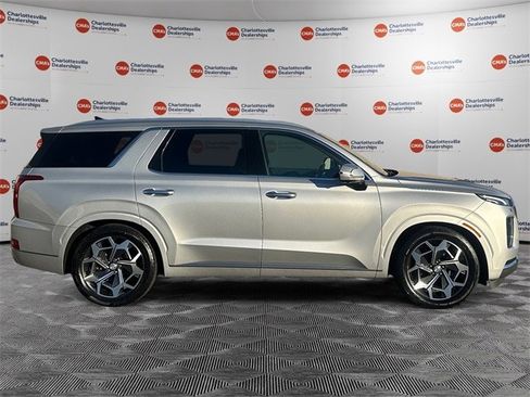 Used 2022 Hyundai Palisade Calligraphy image 6