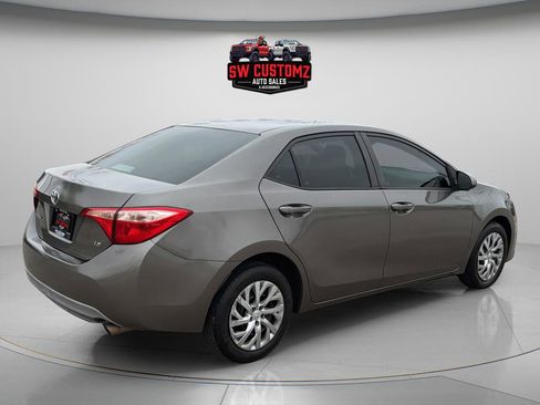 Used 2019 Toyota Corolla LE FWD image 7
