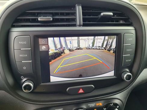 Used 2023 Kia Soul LX w/ Option Group 015 image 18