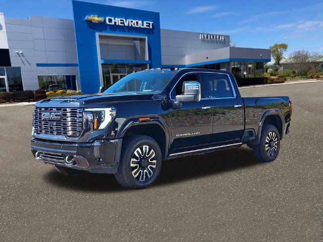 Used 2024 GMC Sierra 3500 Denali Ultimate AWD/4WD image 34