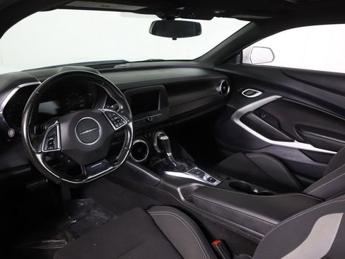 Used 2023 Chevrolet Camaro LT image 22