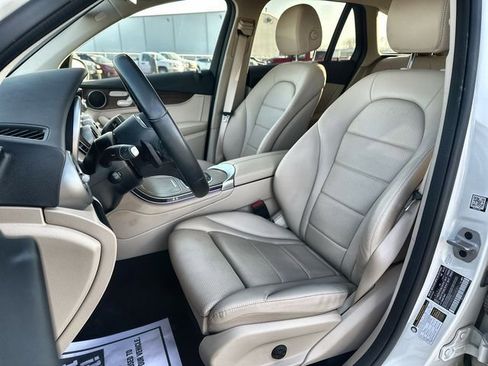 Used 2022 Mercedes-Benz GLC 300 4MATIC image 20