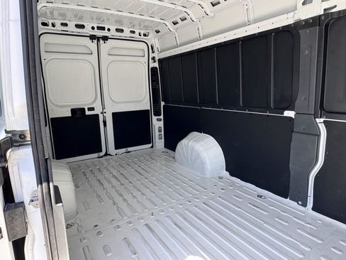 Used 2026 RAM ProMaster 3500 w/ Convenience Group FWD image 17