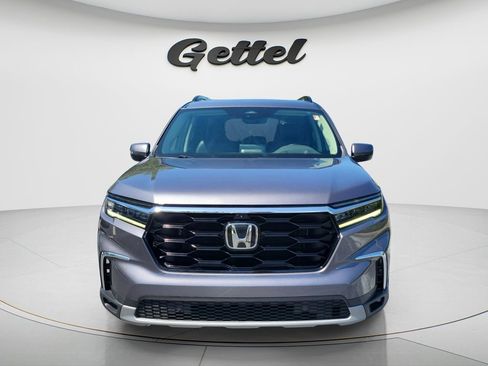 Used 2023 Honda Pilot Elite image 2