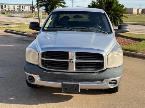 Used 2008 Dodge Ram 2500 Truck ST image 3
