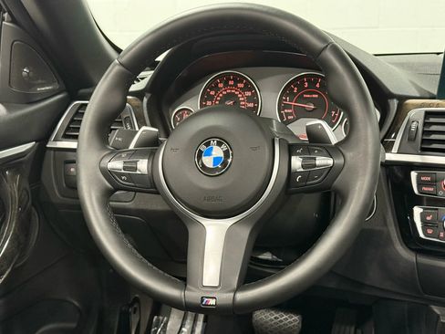 Used 2018 BMW 430i Convertible image 25