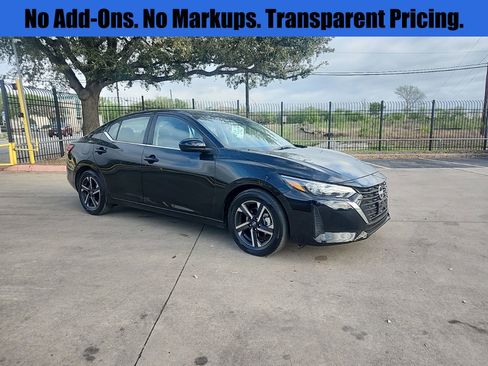 Used 2025 Nissan Sentra SV FWD image 1