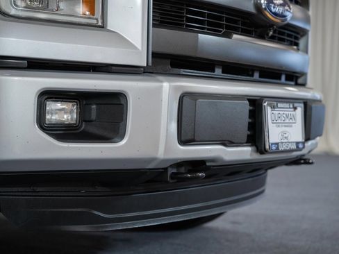 Used 2016 Ford F150 Lariat w/ Equipment Group 502A Luxury AWD/4WD image 13