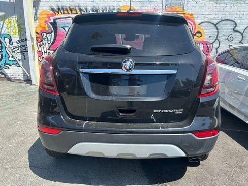 Used 2020 Buick Encore Preferred image 5