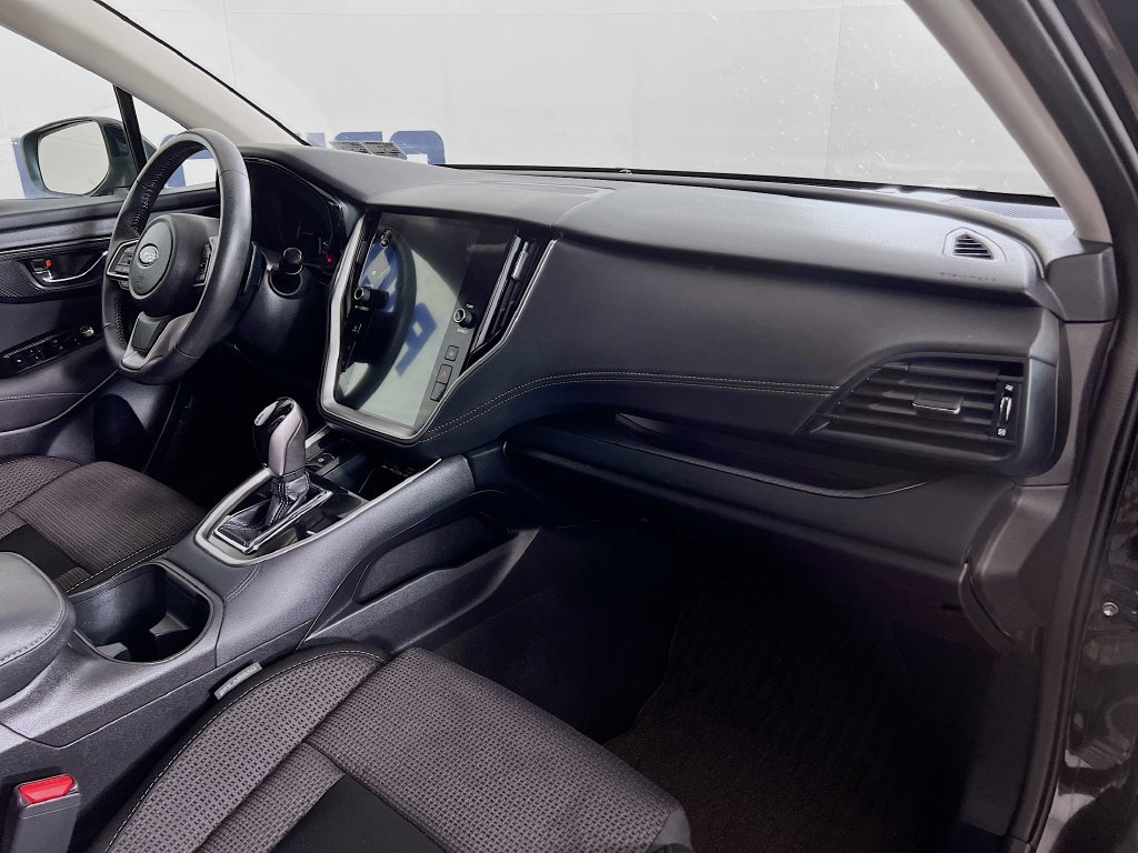 Used 2023 Subaru Outback Premium AWD/4WD image 29