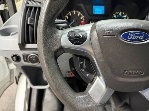 Used 2015 Ford Transit 250 130 Low Roof RWD image 17